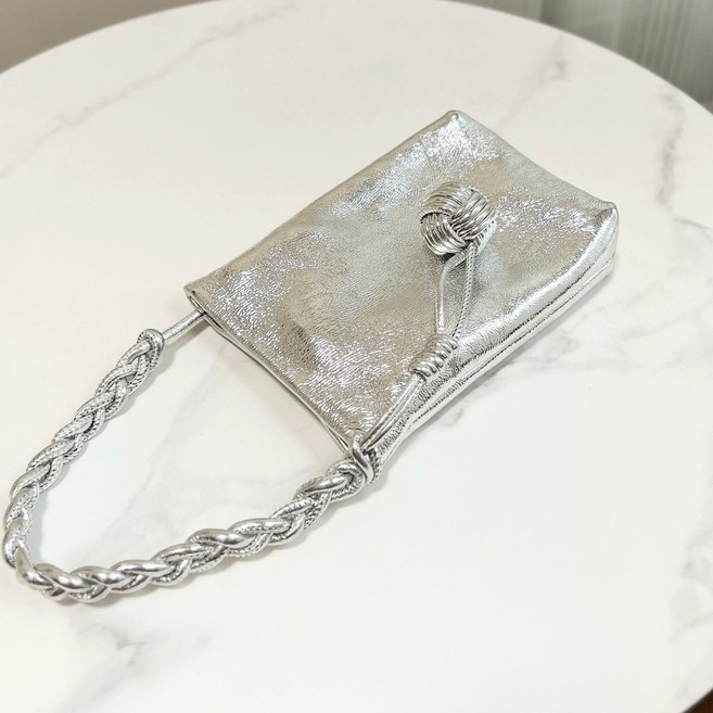 이룸마켓 천연 소가죽 미니 노트백 핸드폰 가방 여성 숄더백 매듭 폰백 8컬러