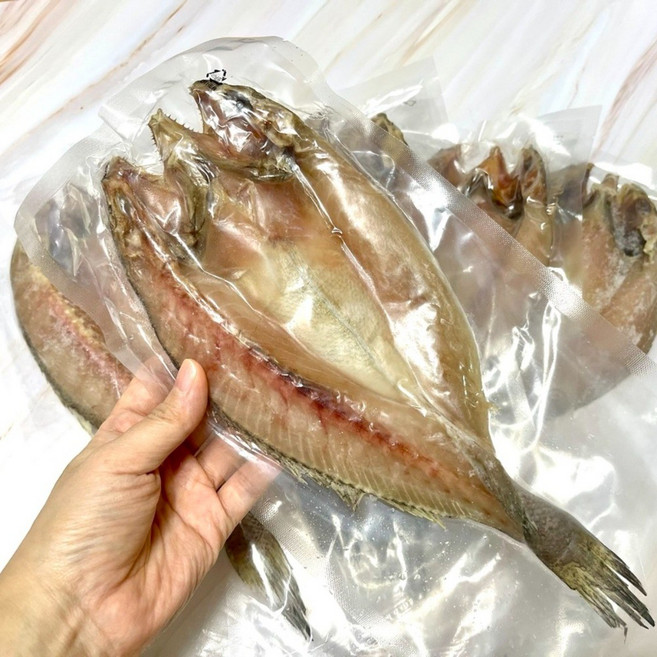 국내산 반건조 민어 생선구이 해풍건조, 4개, 200g, 대자(약30cm)