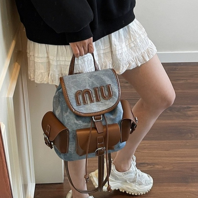 가벼운 여성 패션 캐주얼 데일리 백팩