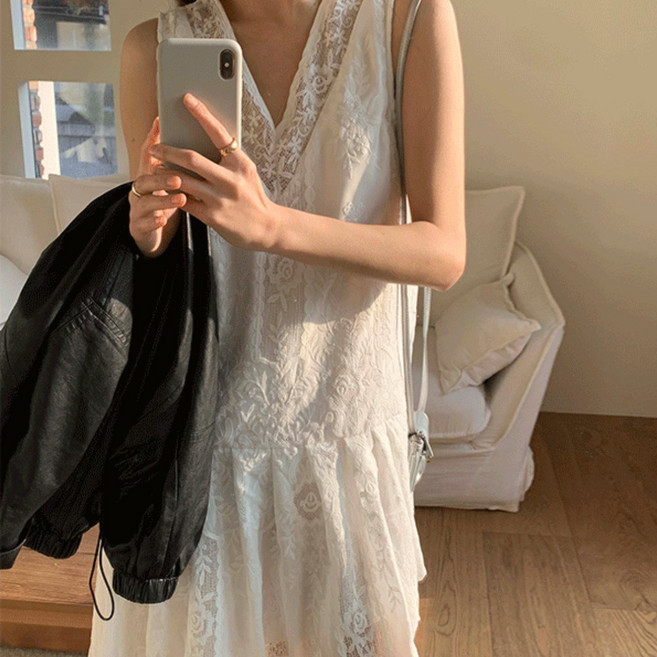 모린 언발란스 레이스 나시 브이넥 하객룩 레이어드 언발 미니원피스(화이트) 레이어드룩/직잭팟/레이스원피스