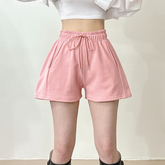 제이앤썸 국내제작 허벅지반쪽핏 하비추천 여름 트레이닝 3부 숏 팬츠 와이드 버뮤다 밴딩 반바지 흠뻑쇼 코디 룩