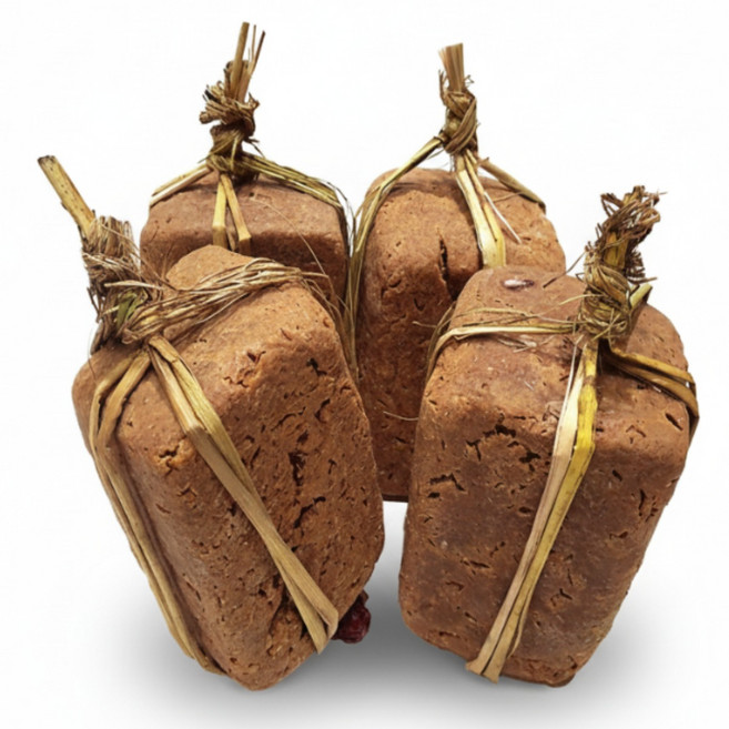 순창 명인메주 짚에서 띄운 전통메주 햇 국산콩 메주 (고추+대추+레시피 ), 1.4kg, 2개