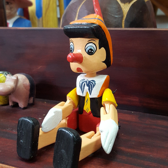 [오늘출발] 크리스마스 선물 앉아있는 20cm 목각 피노키오 인형 선반 장식품 카페 꾸미기, 소 1p