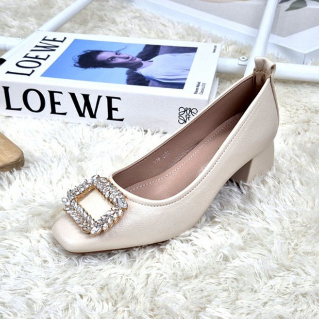 비비루 발편한 볼넓은 5cm 소가죽 통굽 웨딩 큐빅 여자 구두