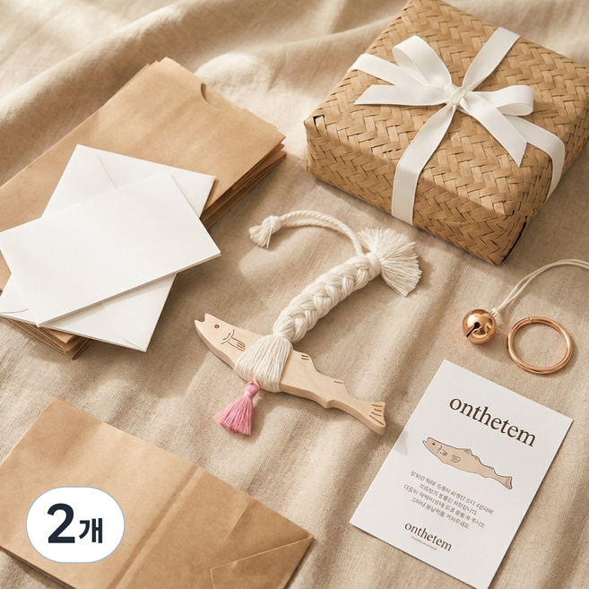 온더템 액막이 명태 북어 차량용 키링 도어벨 현관 집들이 개업 이사 축하 선물, 2개, 핑크