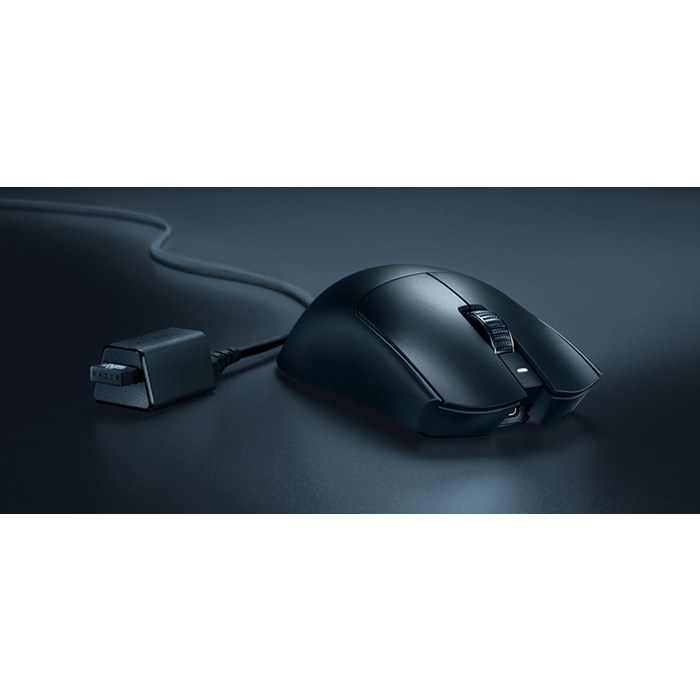 레이저 Viper V3 Pro SE 유무선 게이밍 마우스 후기 분석 - 데스크테리어 연출샷