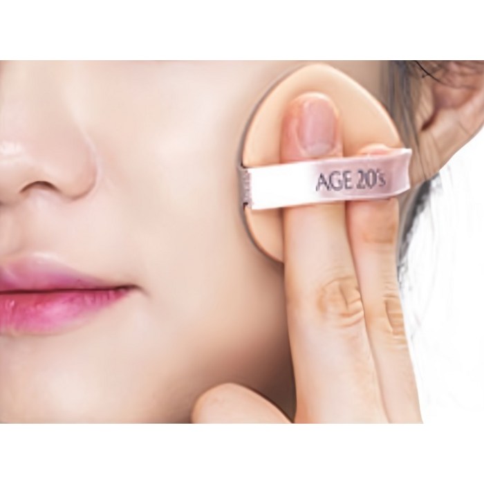 에이지투웨니스 시그니처 에센스 커버 팩트 인텐스 케이스 + 리필 14g 2p 세트, 21호 후기 분석 - 손등 테스트 샷