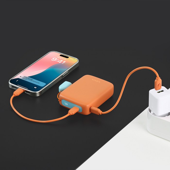 보바 그립 22.5W 고속충전 보조배터리 20000mAh, 오렌지 후기 분석 - 실생활 사용 컷 2