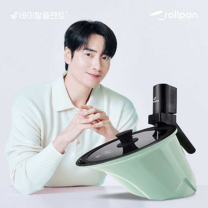 바이탈 플랜트 인덕션 뉴오리지널 롤팬 민트, 25cm 후기 분석 - 인덕션 위에 올려둔 롤팬의 콤팩트한 사용 모습