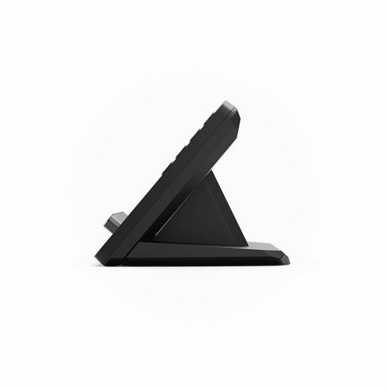 Stream Deck + XL 옆모습, 비스듬한 거치대