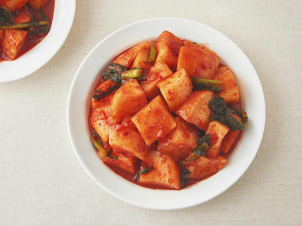 Mosan Gatdamgeun Sseoleun Chonggak Kimchi , 1.5 kg, 1 Box (모산 갓담근 썰은 총각김치, 1.5kg, 1박스)