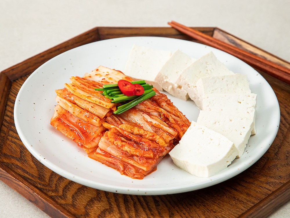 Jongga Tasty Byeolmi Bossam Kimchi , 400 g, 1 Pack (종가 맛있는 별미 보쌈김치, 400g, 1개)