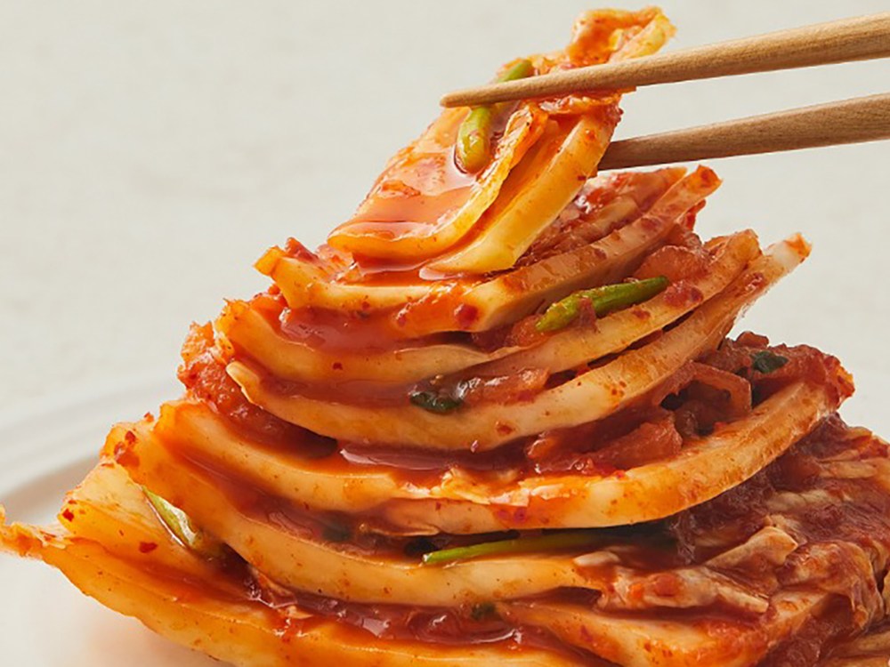 Bibigo Packets Gi Pear Chu Kimchi , 1.8 kg, 1 Pack (비비고 포기 배추김치, 1.8kg, 1개)