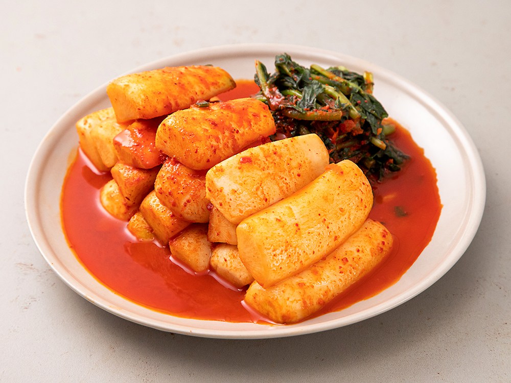 Nongsikpum Chonggak Kimchi (농가식품 총각김치)