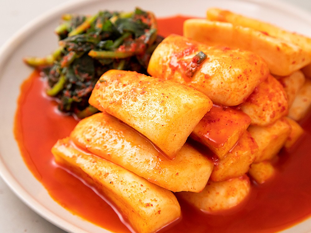 Nongsikpum Chonggak Kimchi (농가식품 총각김치)