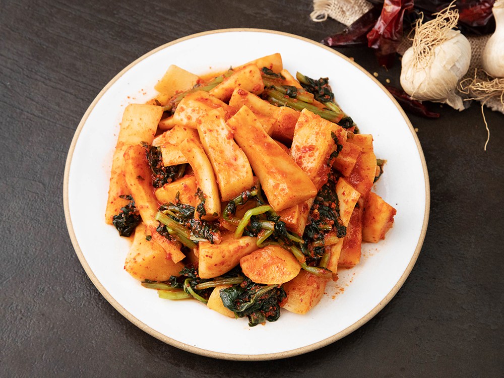 Jeongdameun Kimchi Sinyeong Chonggak Kimchi , 4 kg, 1 Pack (정담은김치 신영 총각김치, 4kg, 1개)