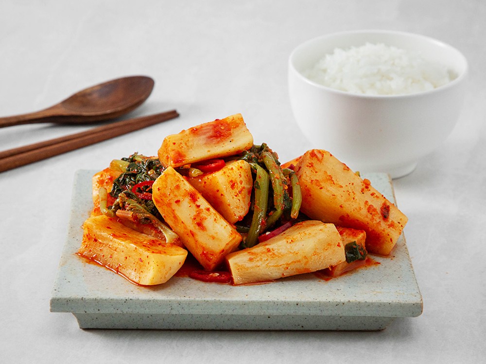 Buja Kimchi Chonggak Kimchi , 2 kg, 1 Pack (부자가김치 총각김치, 2kg, 1개)