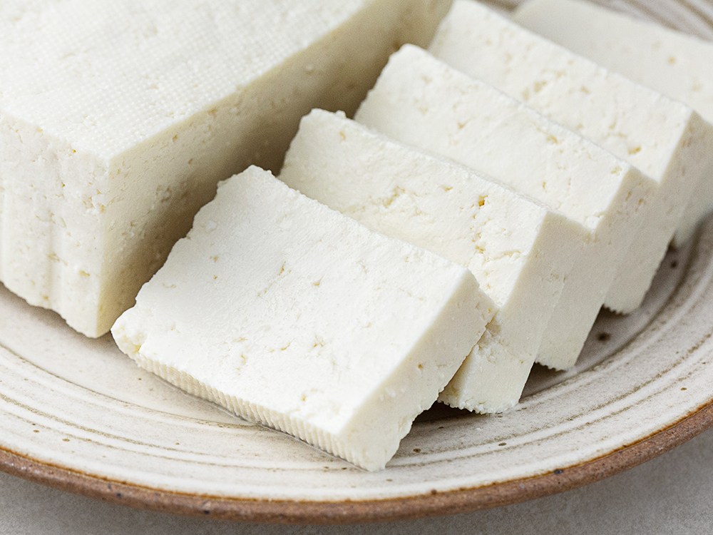 Pulmuone Teuk Grade Domestic Kong Tofu Firm Buchimyong , 2 Pack , 340 g (풀무원 특등급 국산콩 두부 단단한 부침용, 2개, 340g)