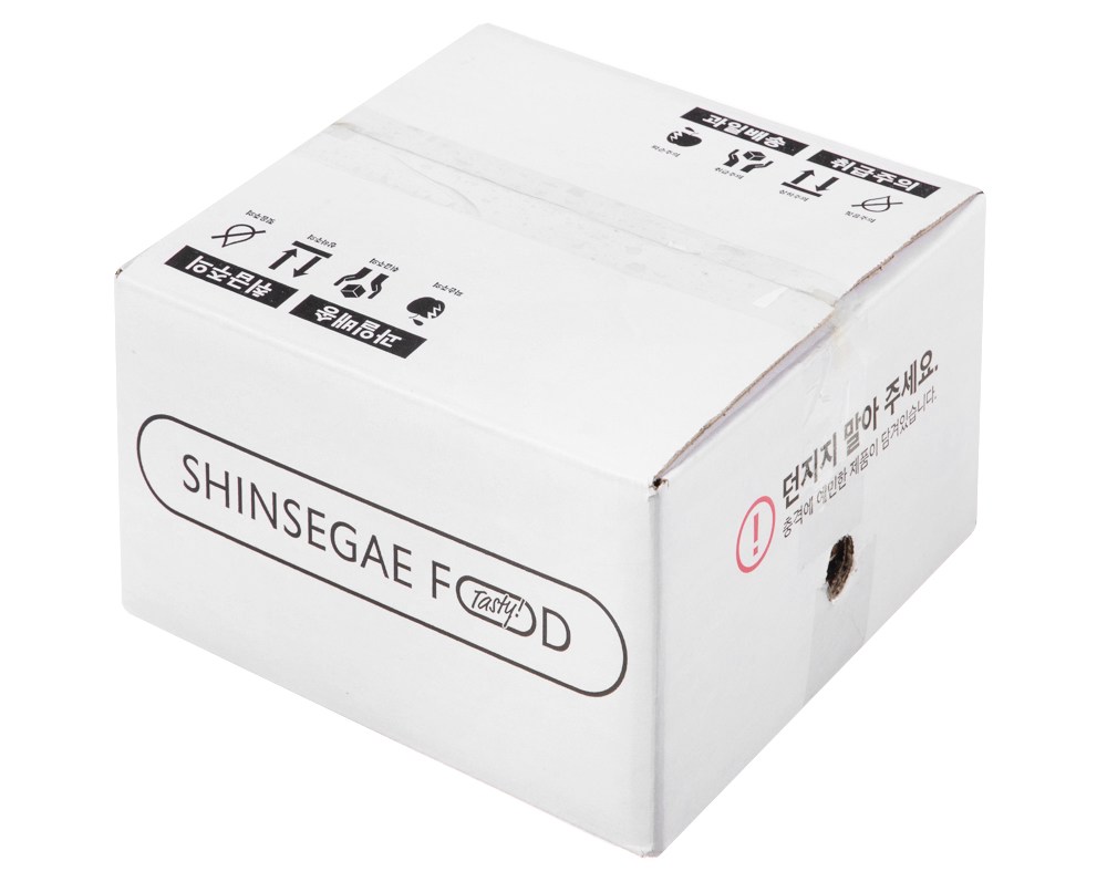 Sin Set Gyepudeu Keuraunreseu Direokseu Pineapple Teukdae 2 Whole , 1 Pack , 3 kg (신세계푸드 크라운레스 디럭스 파인애플 특대 2통, 1개, 3kg)