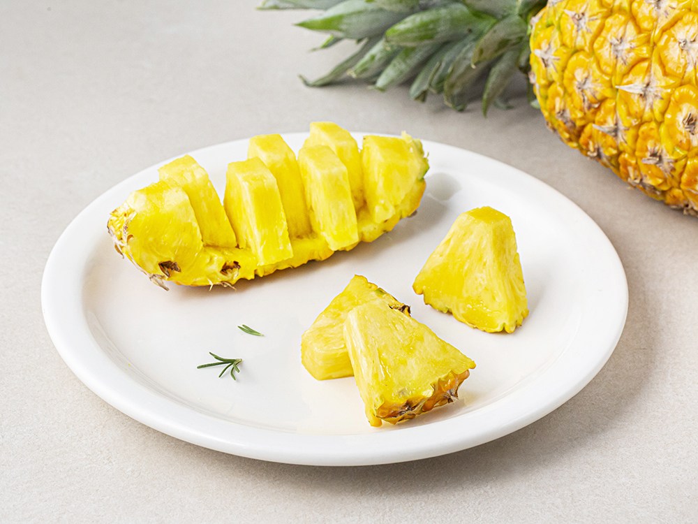 Sumifru Gamsukwang Heonipat Pineapple 2 Pack , 2.4 kg, 1 Pack (스미후루 감숙왕 허니팟 파인애플 2입, 2.4kg, 1개)
