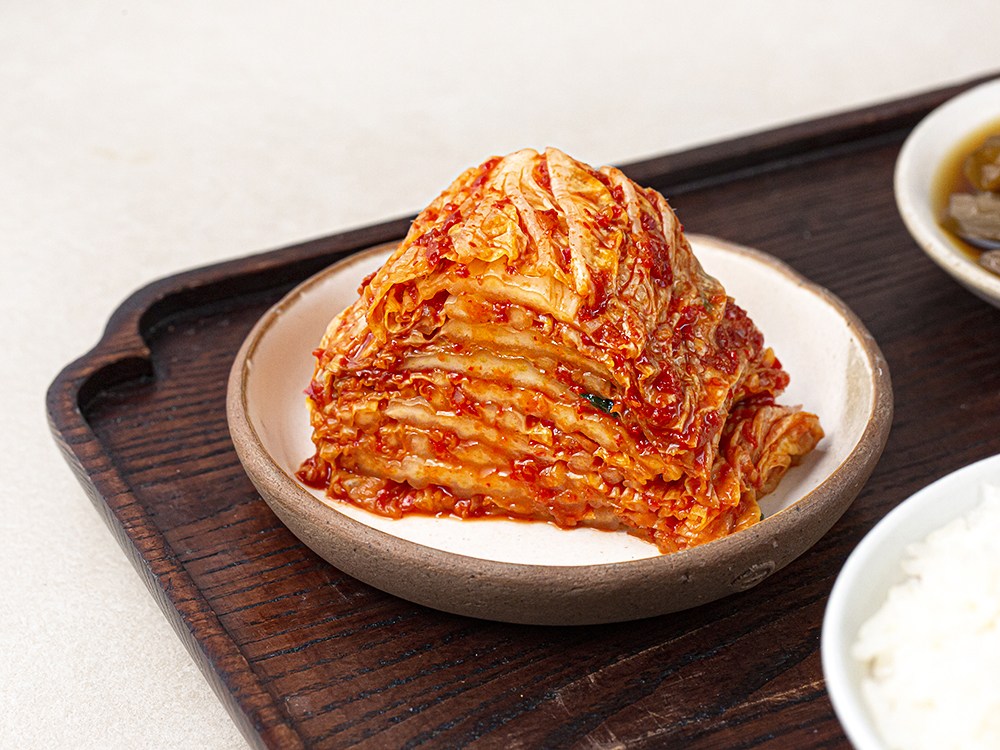Guk Nonghyup Kimchi Whole Napa Kimchi , 900 g, 1 Pack (한국농협김치 포기김치, 900g, 1개)