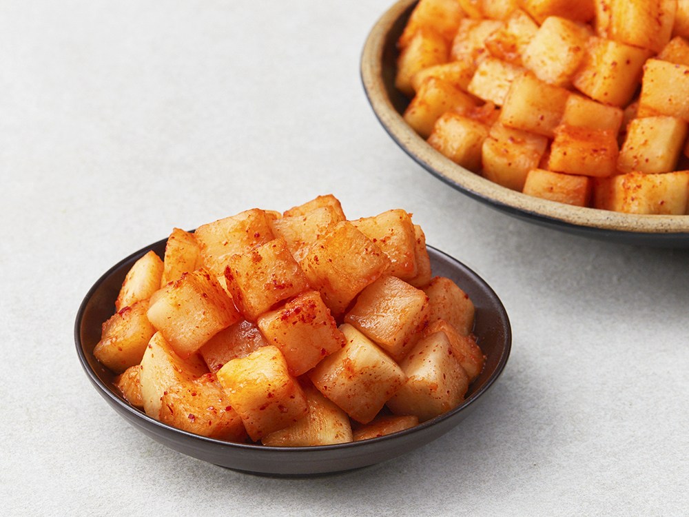 Yesodam Teuk Kkakdugi , 1 kg, 1 Pack (예소담 특깍두기, 1kg, 1개)