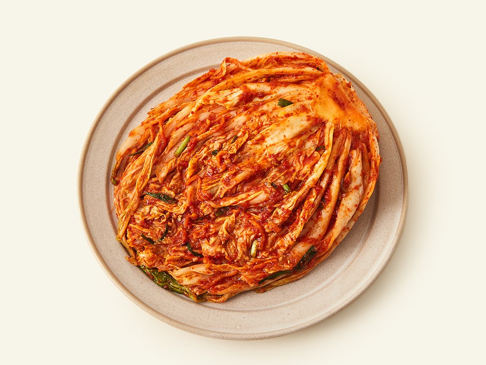 CJ CheilJedang Gyeongsangsik Andong Heon Whole Napa Kimchi , 2 kg, 1 Pack (CJ제일제당 경상도식 안동헌 포기김치, 2kg, 1개)