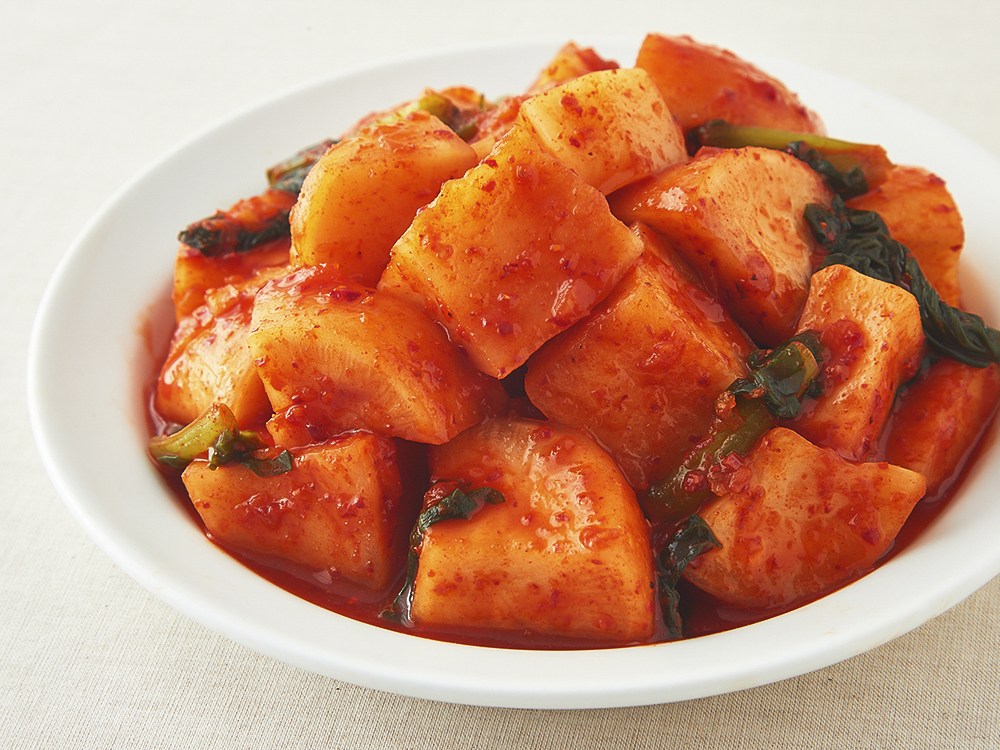 Mosan Gatdamgeun Sseoleun Chonggak Kimchi , 1.5 kg, 1 Box (모산 갓담근 썰은 총각김치, 1.5kg, 1박스)
