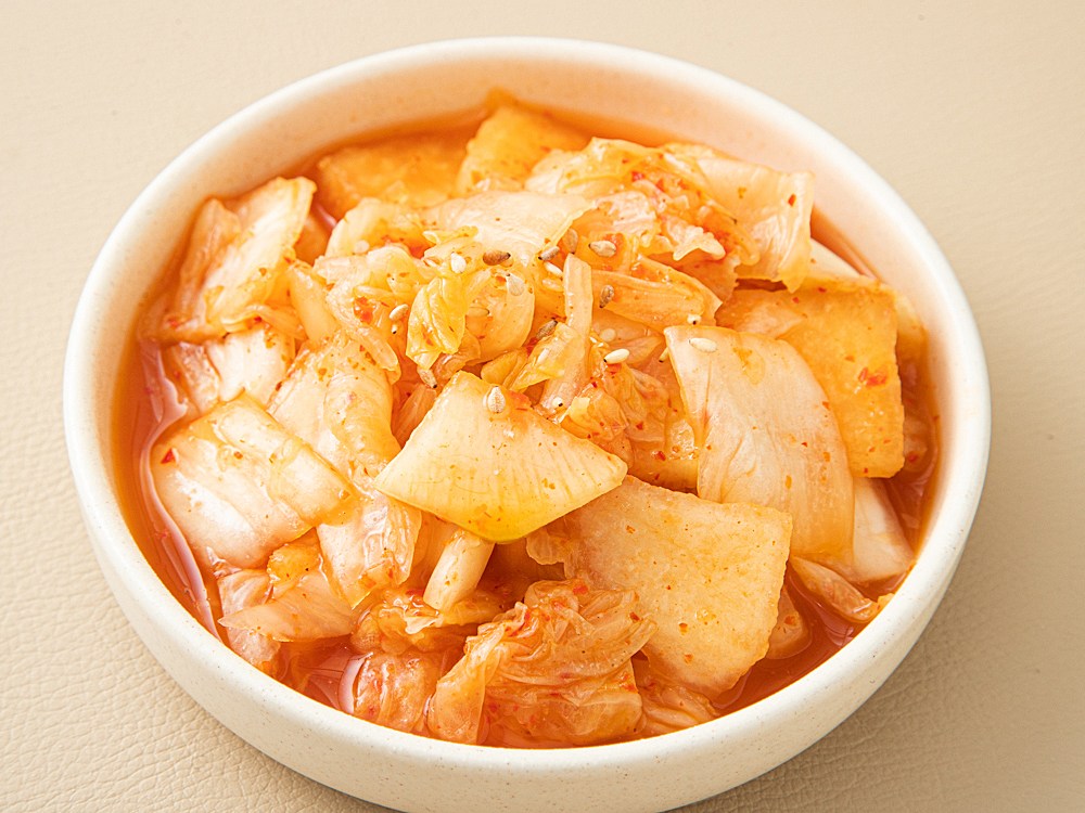Jongga Kids Pack Pear Chu Kimchi 300 g, 1 Pack (종가 어린이 한입 배추김치 300g, 1개)