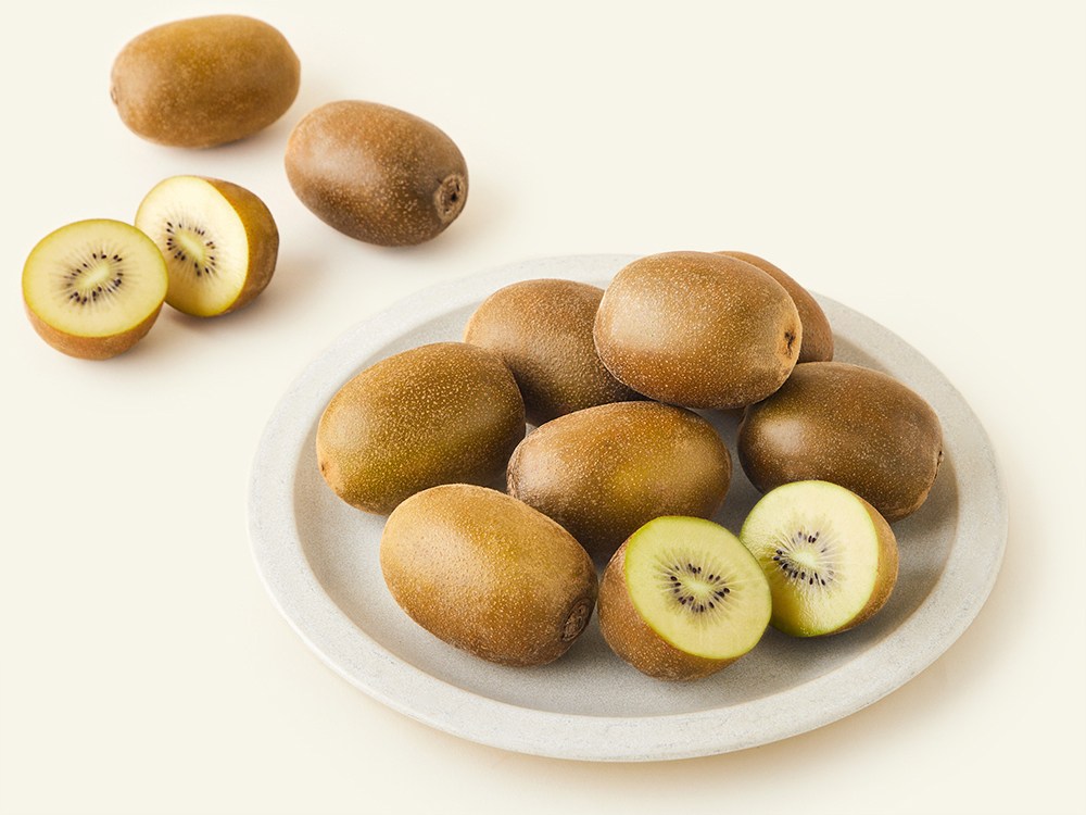 Sin Set Gyepudeu Nyujilraendeusan Jeseupeuri Sseon Gold Kiwi , 1 Pack , 2 kg (신세계푸드 뉴질랜드산 제스프리 썬골드키위, 1개, 2kg)