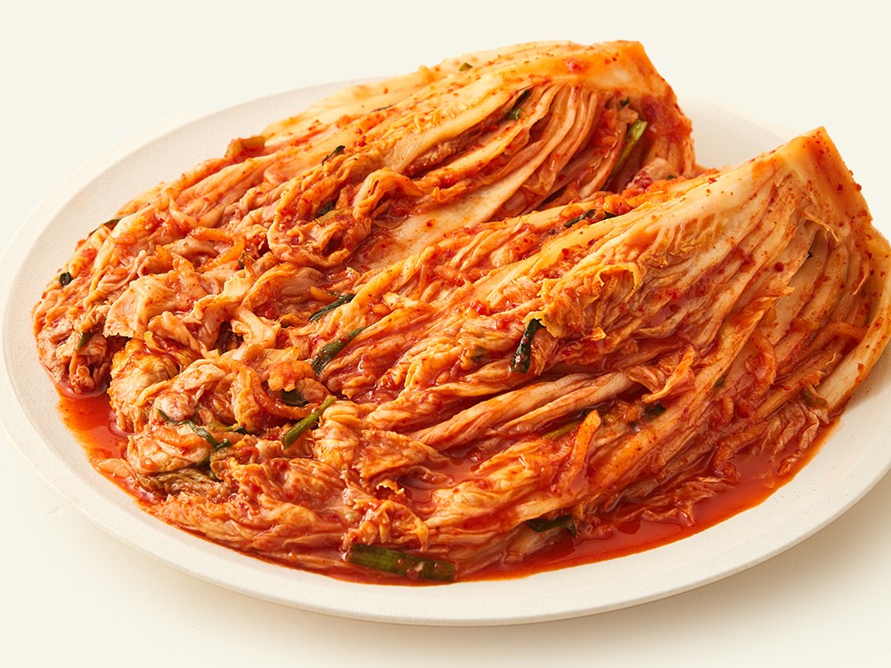 CJ CheilJedang Seoulsik Pildong Packets Gi Pear Chu Kimchi , 2 kg, 1 Pack (CJ제일제당 서울식 필동가 포기 배추김치, 2kg, 1개)