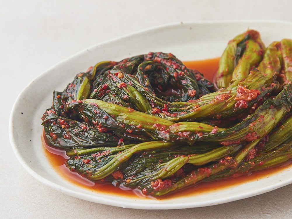 Yangban Sanji Premium Wonjaeryo Mandeun Mustard Greens Kimchi , 400 g, 2 Pack (양반 산지의 고급 원재료로 만든 갓김치, 400g, 2개)