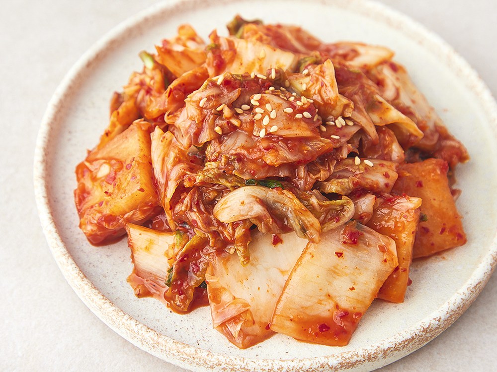 Yangban Sanji Premium Wonjaeryo Mandeun Sseoleun Kimchi , 1.5 kg, 1 Pack (양반 산지의 고급 원재료로 만든 썰은김치, 1.5kg, 1개)