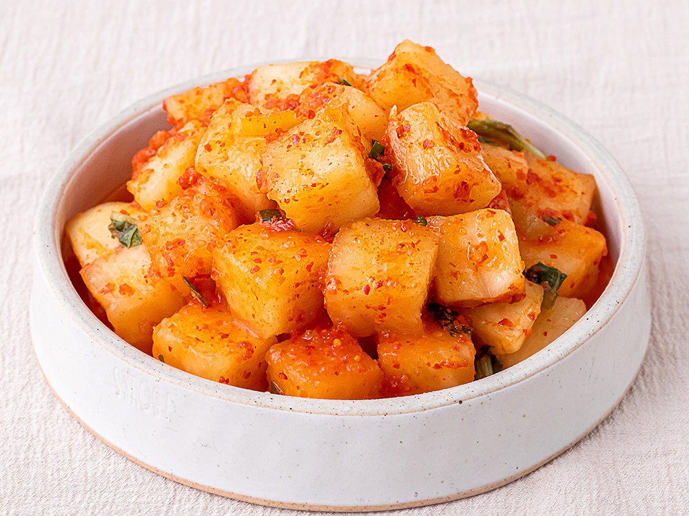 Jongga Kkakdugi , 750 g, 1 Pack (종가 깍두기, 750g, 1개)