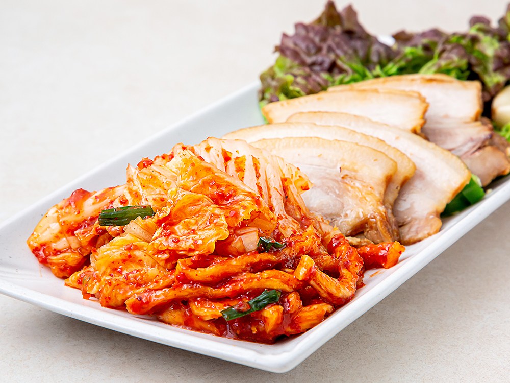 Jongga Ba Mandeuleo Fresh Tasty Byeolmi Bossam Kimchi , 1 kg, 1 Pack (종가 바로 만들어 신선한 맛있는 별미 보쌈김치, 1kg, 1개)