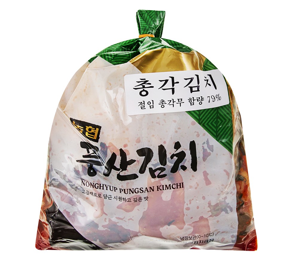 Pungsan Kimchi Nonghyup Chonggak Kimchi (풍산김치 농협 총각김치)