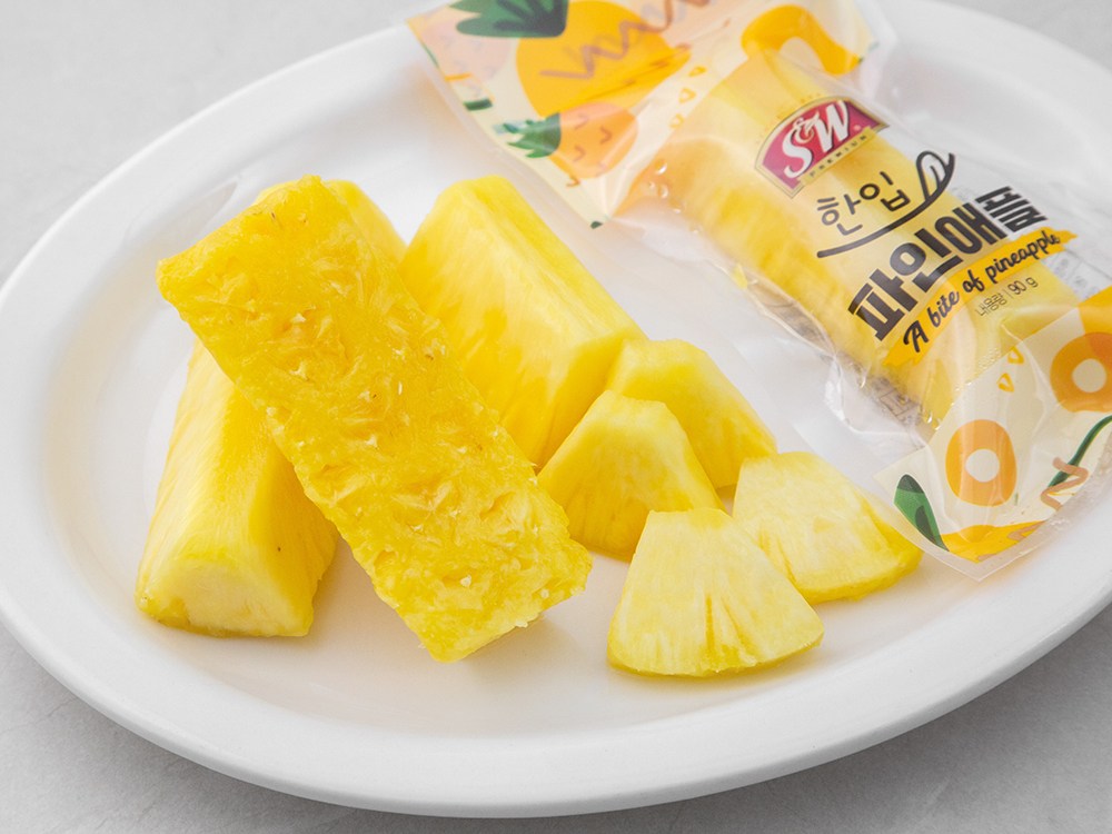 S&W Pack Pineapple , 90 g, 10 Pack (S&W 한입 파인애플, 90g, 10개입)