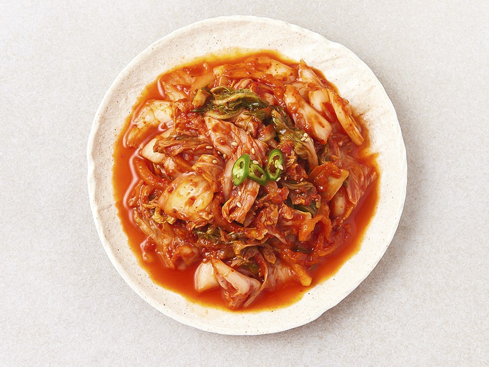 Yesodam Spicy Silbi Sseoleun Kimchi , 1 kg, 1 Pack (예소담 매운 실비 썰은 김치, 1kg, 1개)