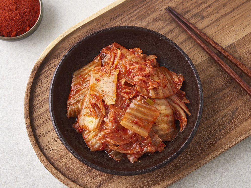 Guk Nonghyup Kimchi Jeonra Sseoleun Pear Chu Kimchi , 900 g, 1 Pack (한국농협김치 전라도 썰은배추김치, 900g, 1개)