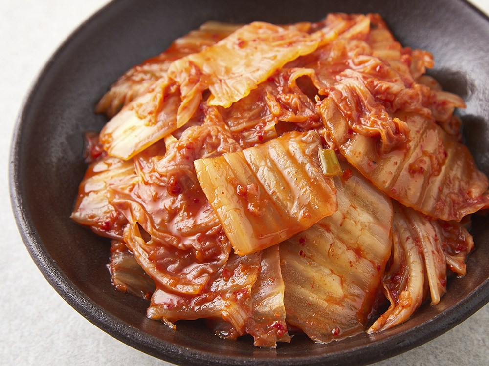 Guk Nonghyup Kimchi Jeonra Sseoleun Pear Chu Kimchi , 900 g, 1 Pack (한국농협김치 전라도 썰은배추김치, 900g, 1개)