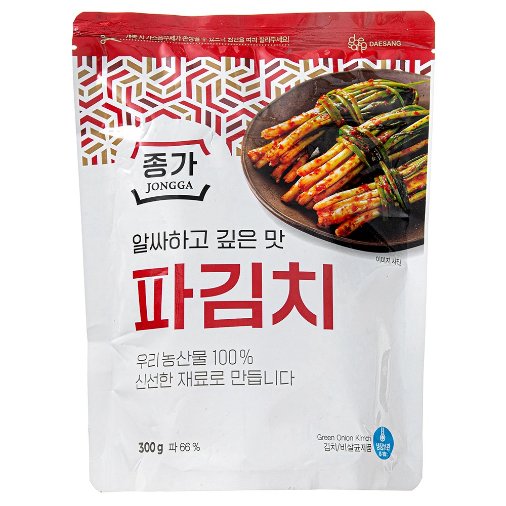 Jongga Alssahago Gipeun Flavor Pa Kimchi , 300 g, 1 Pack (종가 알싸하고 깊은 맛 파김치, 300g, 1개)