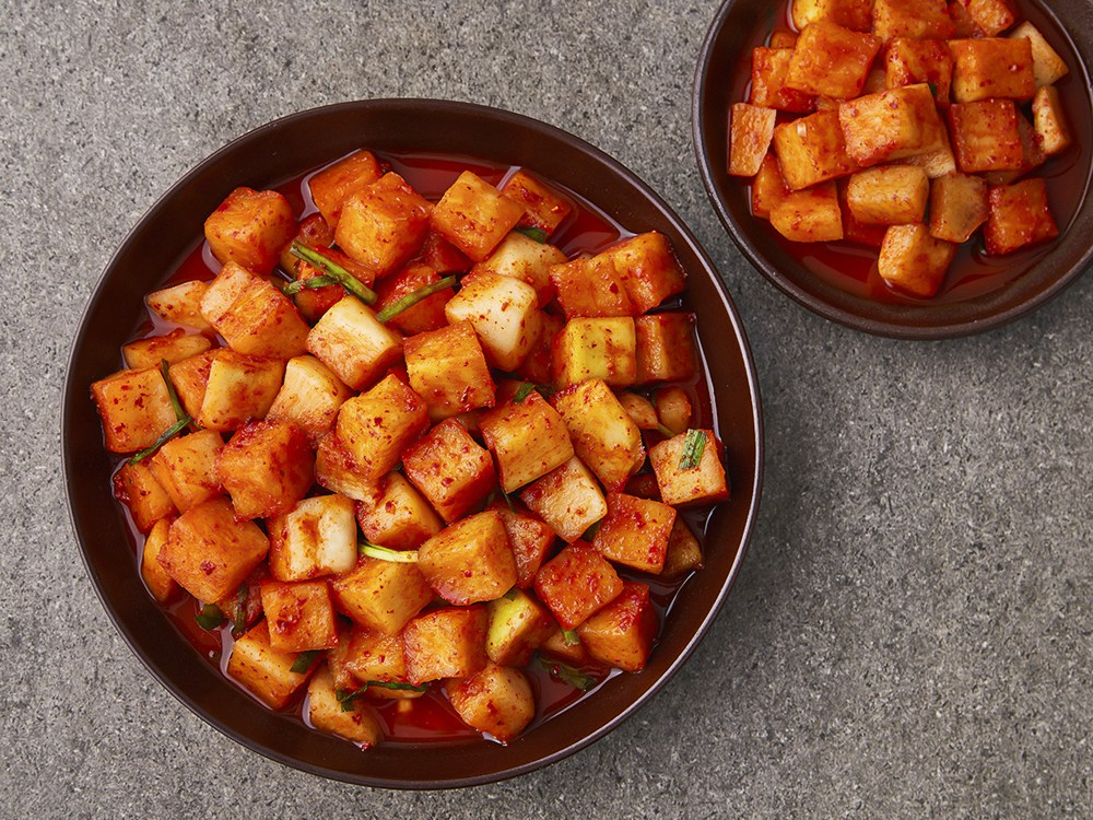 Nongsikpum Kkakdugi , 1 kg, 1 Pack (농가식품 깍두기, 1kg, 1개)