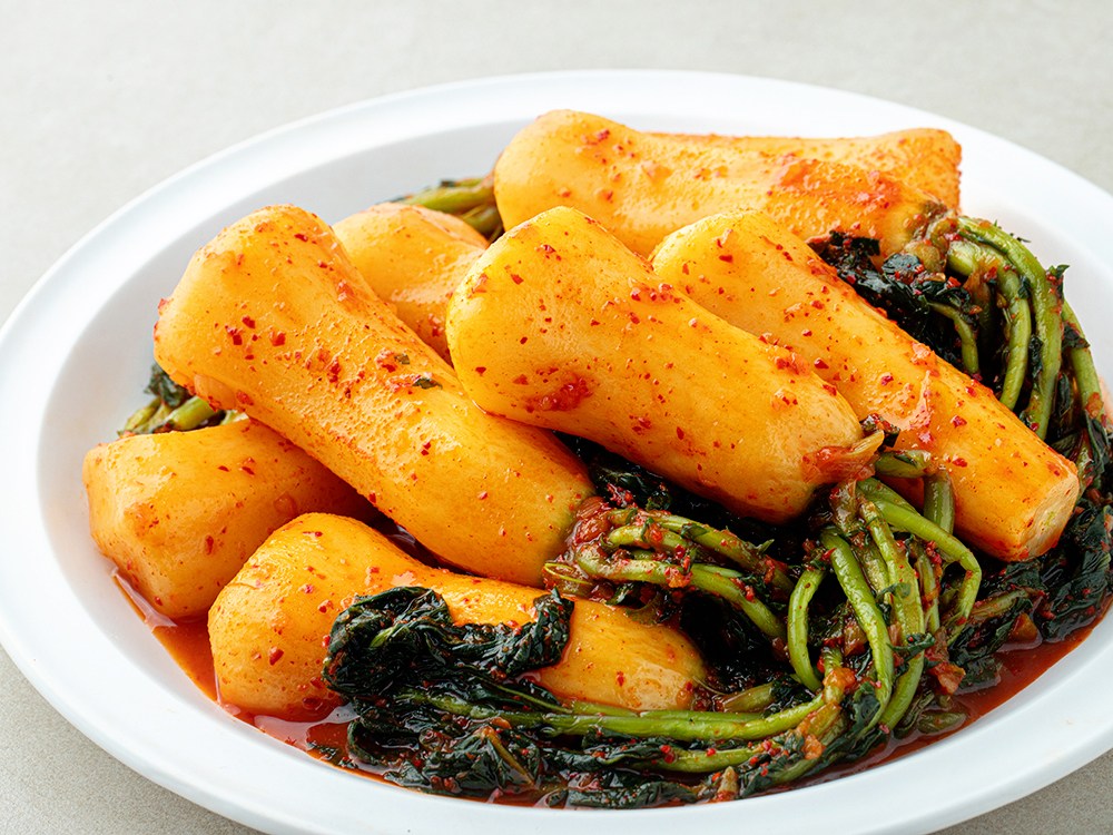 Ul King Ae Table Chonggak Kimchi , 2 kg, 1 Pack (한울 왕애밥상 총각김치, 2kg, 1개)
