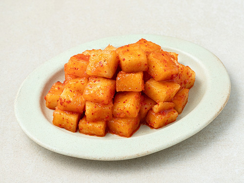 Kimchi Gotgan Guk Rice Jip Kkakdugi , 800 g, 1 Pack (김치곳간 국밥집 깍두기, 800g, 1개)