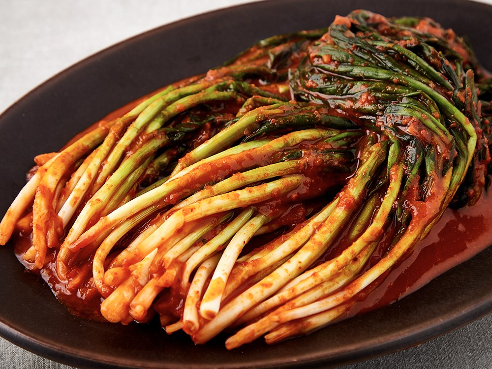 Geumja Spicy Silbi Pa Kimchi , 1 kg, 1 Pack (금자네 매운 실비 파김치, 1kg, 1개)