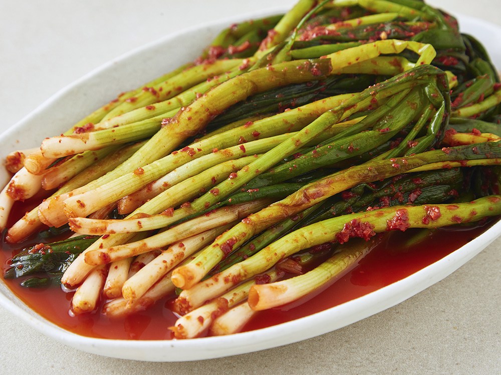 Our Ttangnoldeon Jeonra Pa Kimchi , 1 kg, 1 Pack (우리땅에놀던 전라도 파김치, 1kg, 1개)