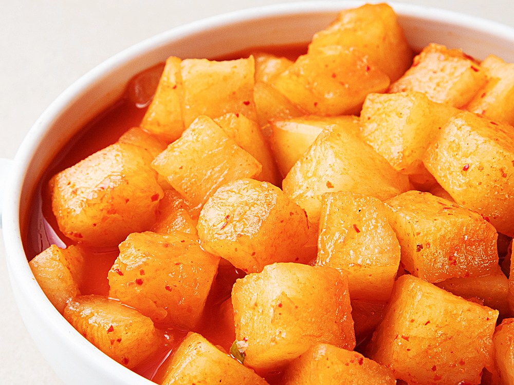Seonnongwon Bon Kkakdugi , 1.2 kg, 1 Pack (선농원 본 깍두기, 1.2kg, 1개)