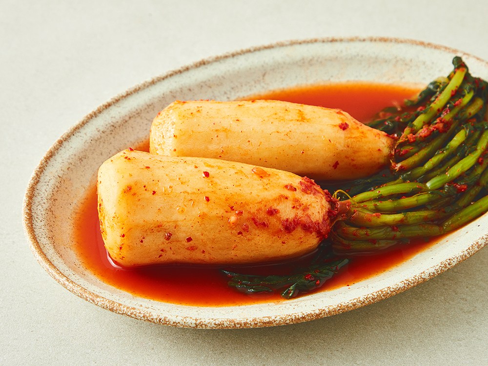 Haedam Village Jeon Whole Sikpum Injeung Chonggak Kimchi , 500 g, 1 Pack (해담촌 전통식품 인증 총각김치, 500g, 1개)