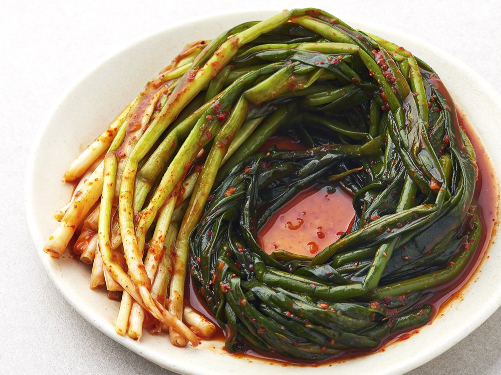 Jongga Alssahago Gipeun Flavor Pa Kimchi , 300 g, 1 Pack (종가 알싸하고 깊은 맛 파김치, 300g, 1개)