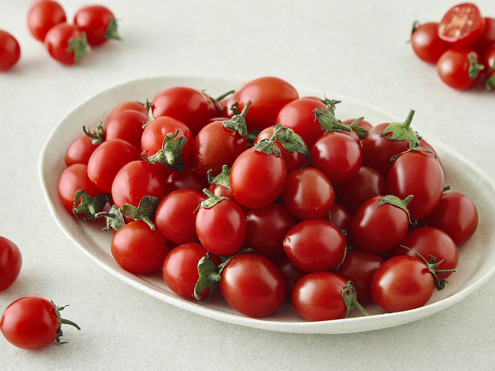 Daechu Cherry Tomato So 4~5 Beon , 1 Pack , 2 kg (대추방울토마토 소과 4~5번과, 1개, 2kg)